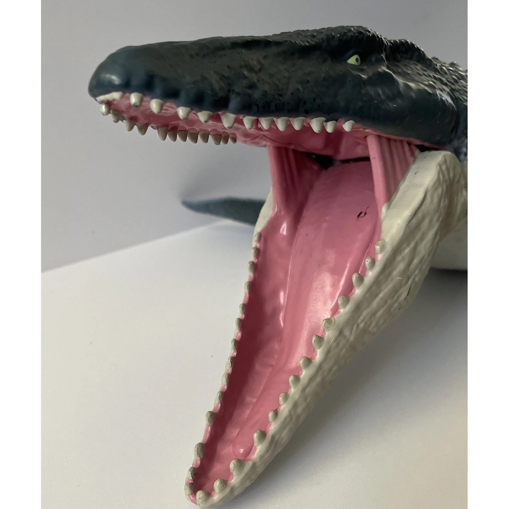 2020 Mattel GXC09 Jurassic Park World Mosasaurus 29" Ocean Dinosaur Sea Monster